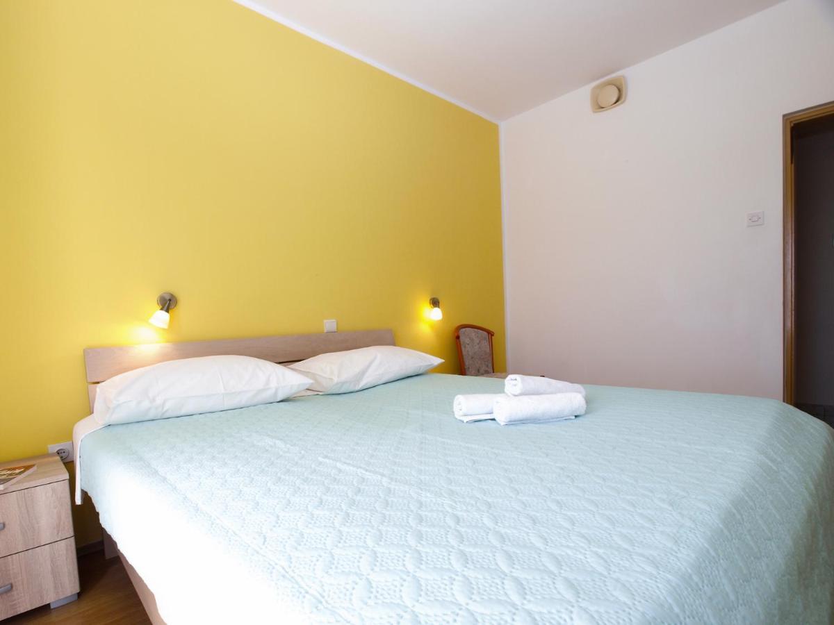 Apartments Biskupije 810 Medulin Luaran gambar