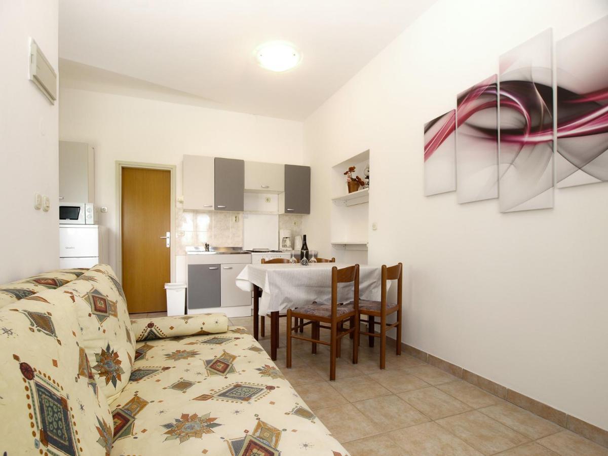 Apartments Biskupije 810 Medulin Luaran gambar