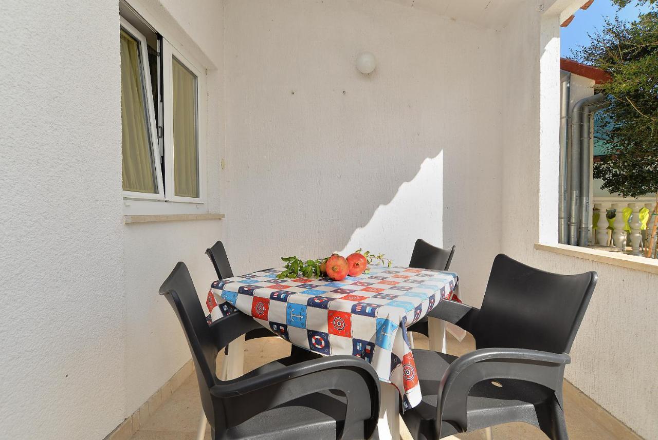 Apartments Biskupije 810 Medulin Luaran gambar